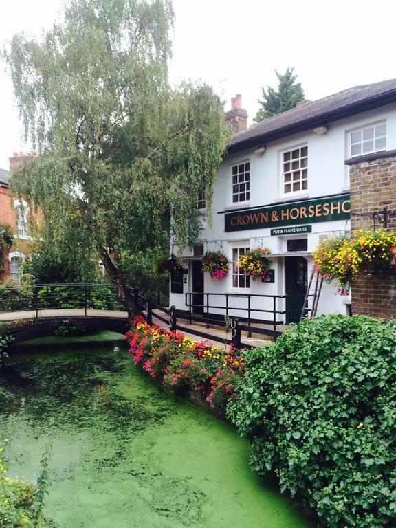 Holtwhites Hotel Enfield Exterior foto